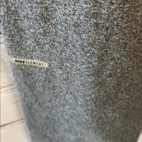 Nike Dri Fit Stone Harbor Running 1/4 zip shirt XL - Picture 4 of 8